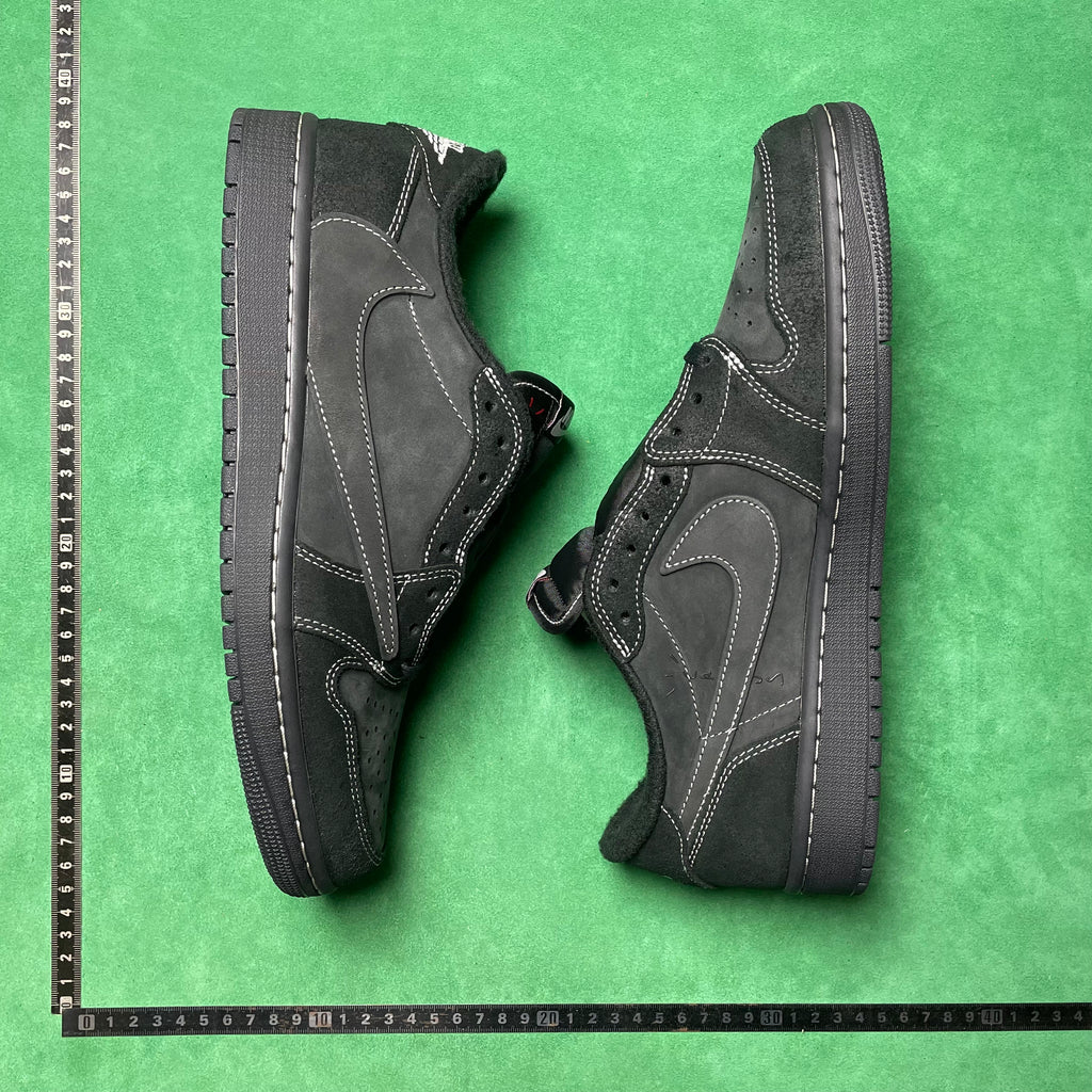 Air Jordan 1 Low OG TS "Travis Scott - Black Phantom"
