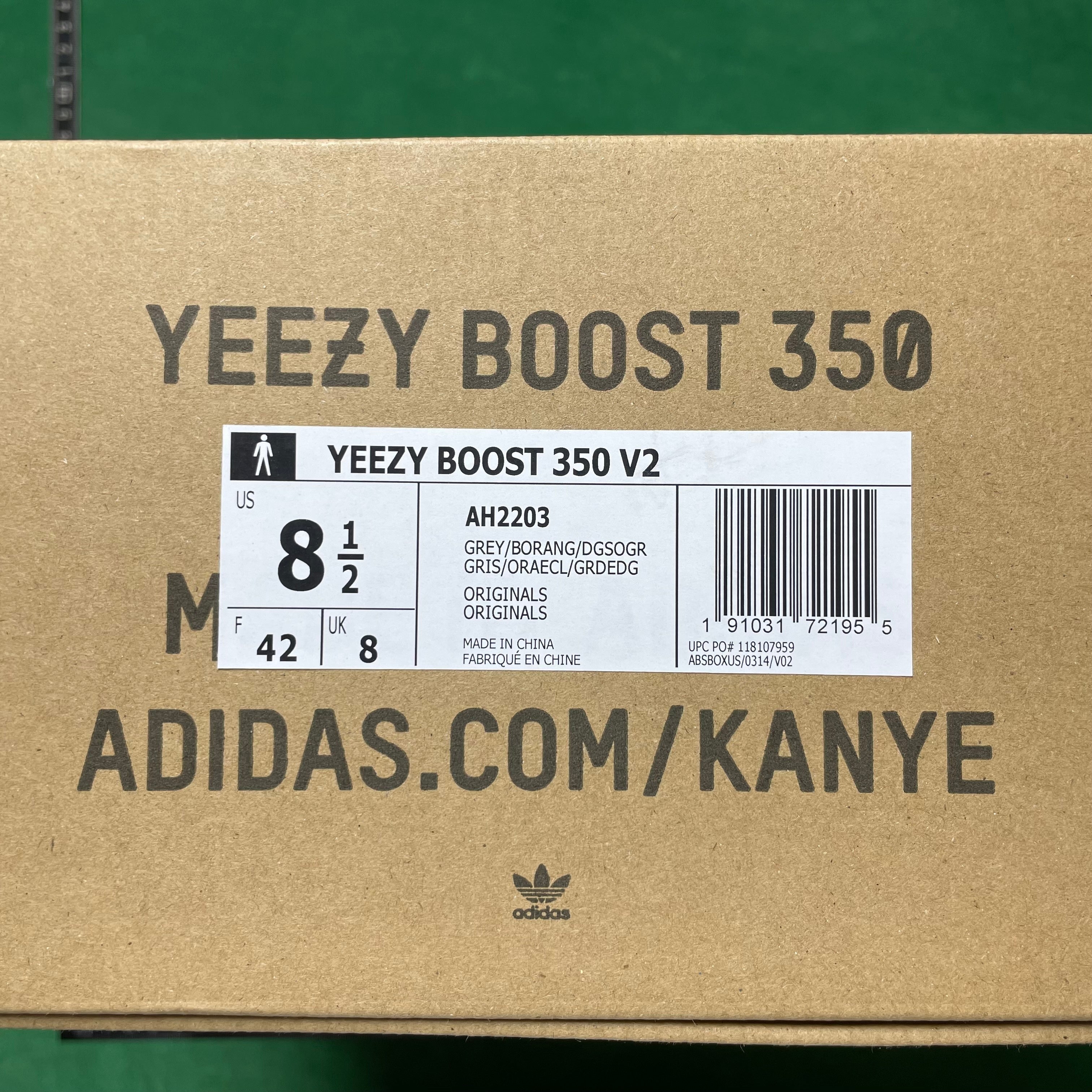 Yeezy Boost 350 V2 Beluga 2.0