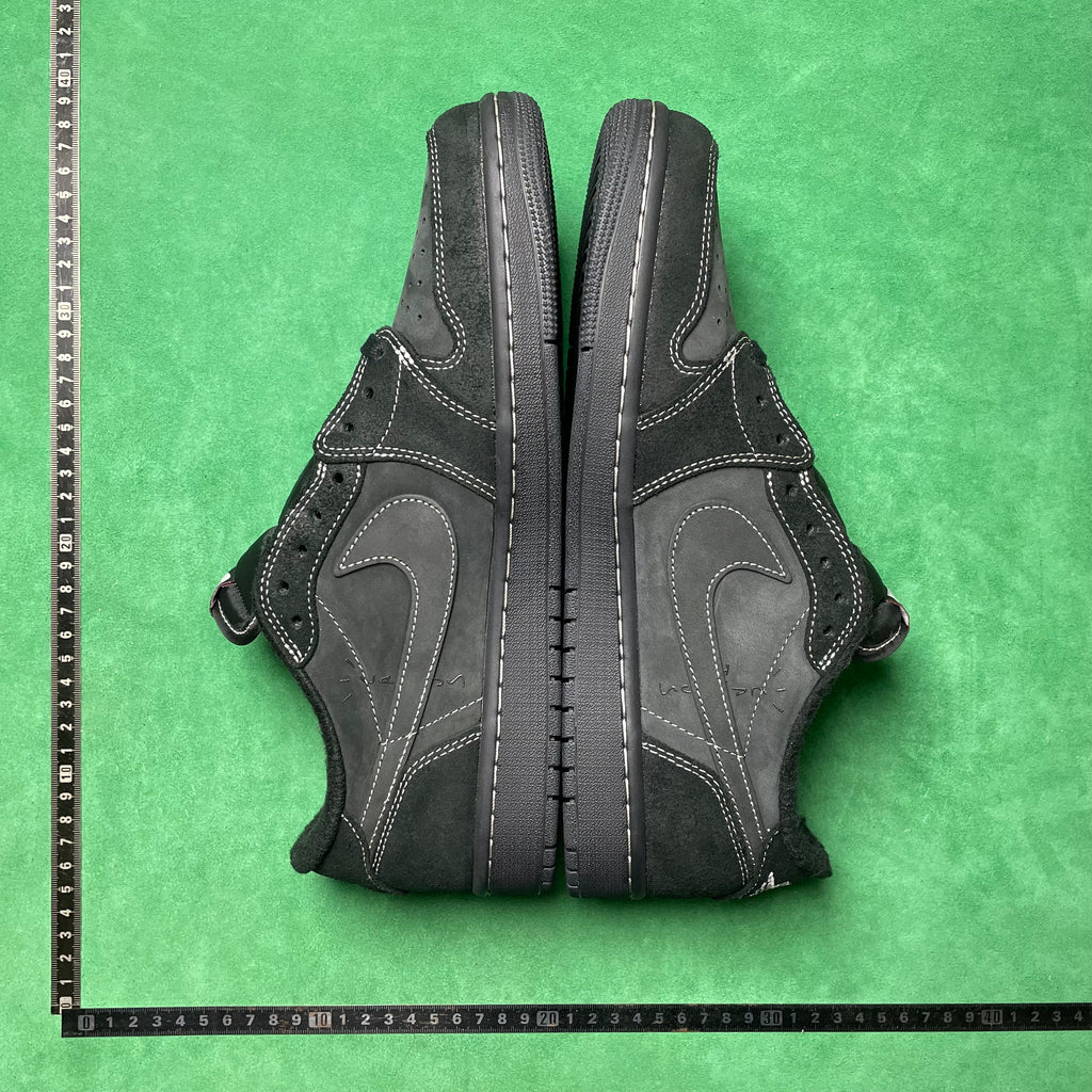 Air Jordan 1 Low OG TS "Travis Scott - Black Phantom"