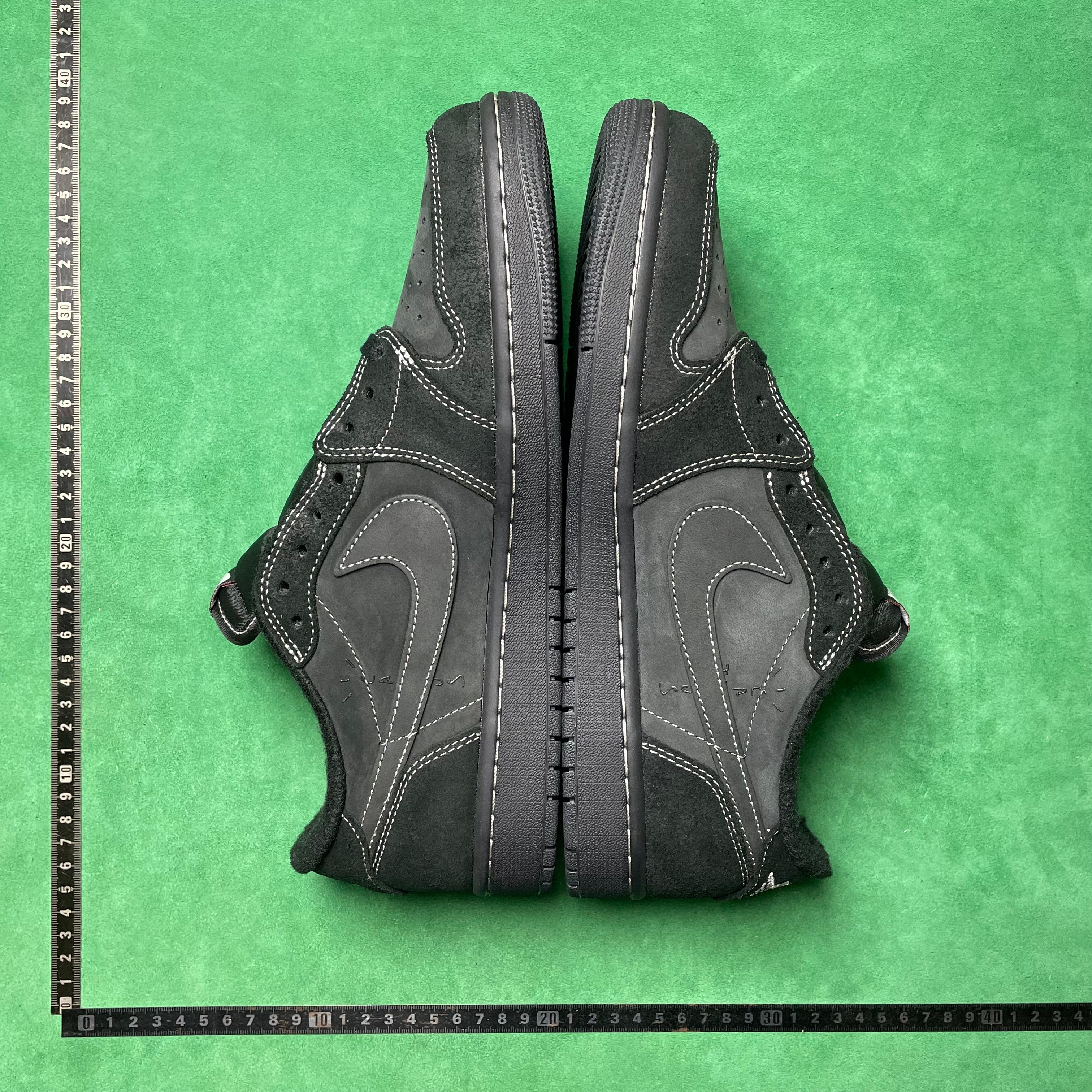 Air Jordan 1 Low OG TS "Travis Scott - Black Phantom"