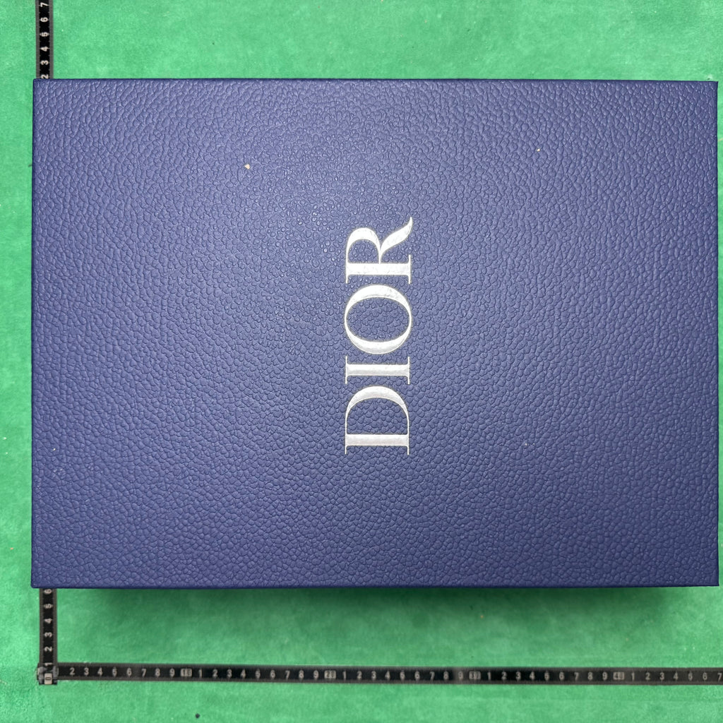 Dior B30