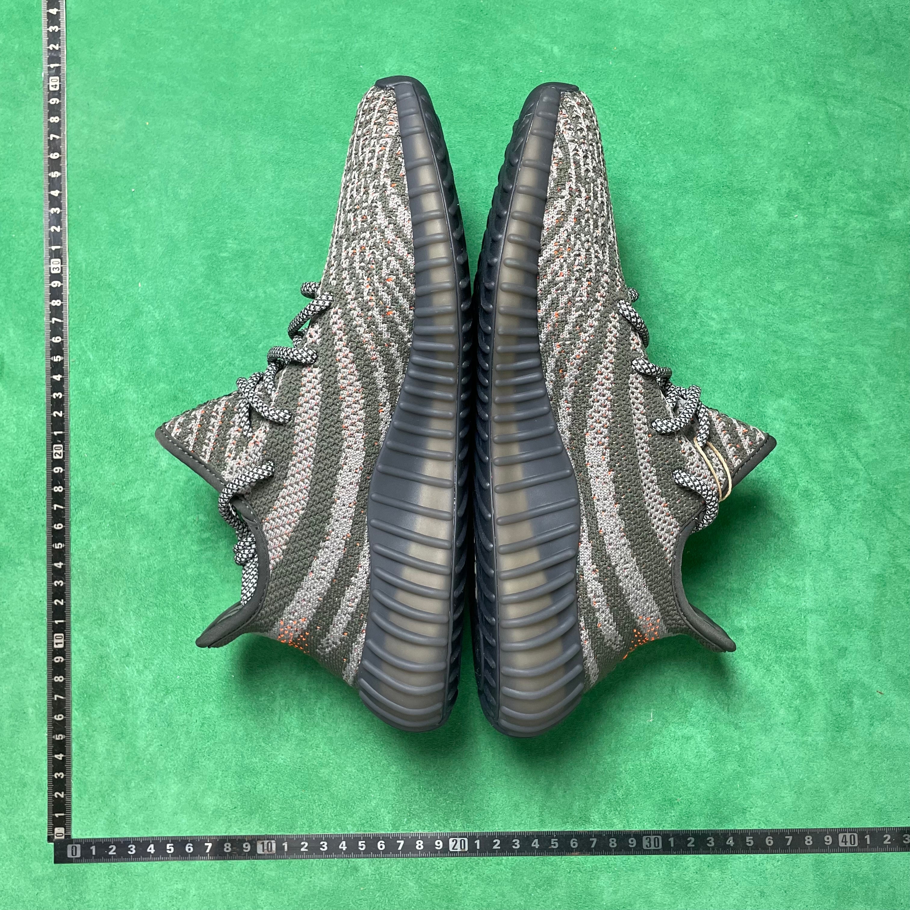 Yeezy Boost 350 - Foam Runner ""Flax""