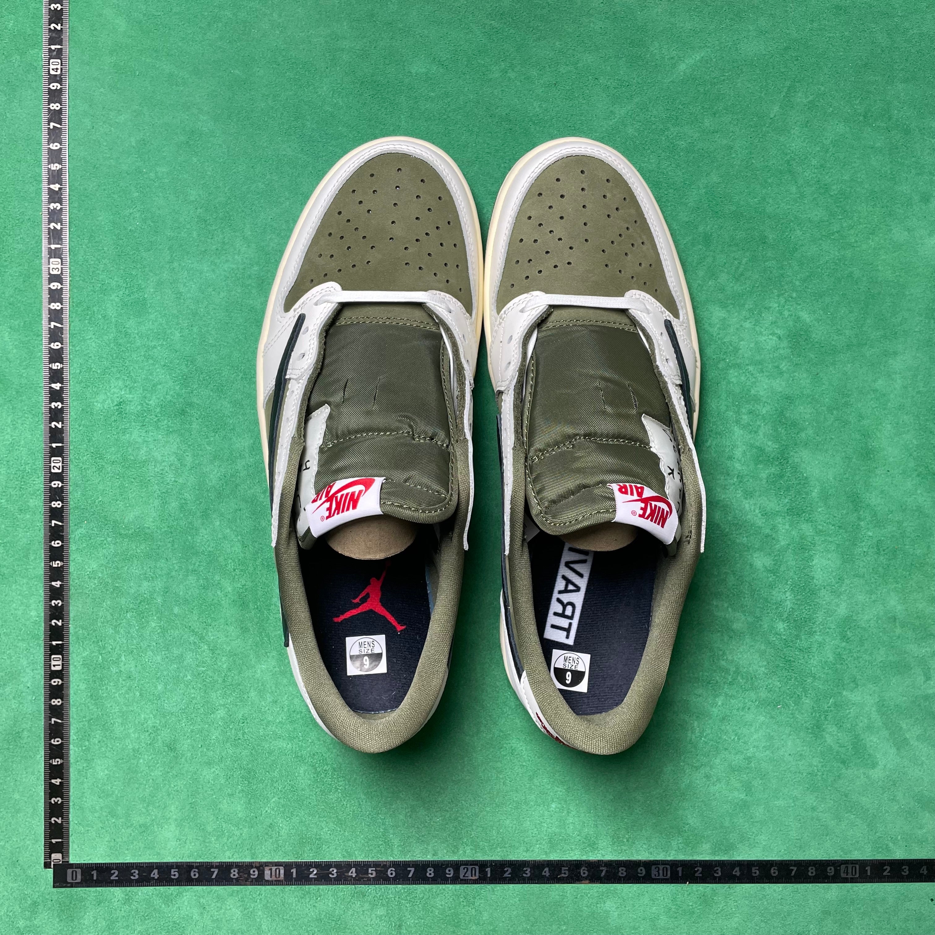 Travis Scott x Air Jordan 1 Low OG