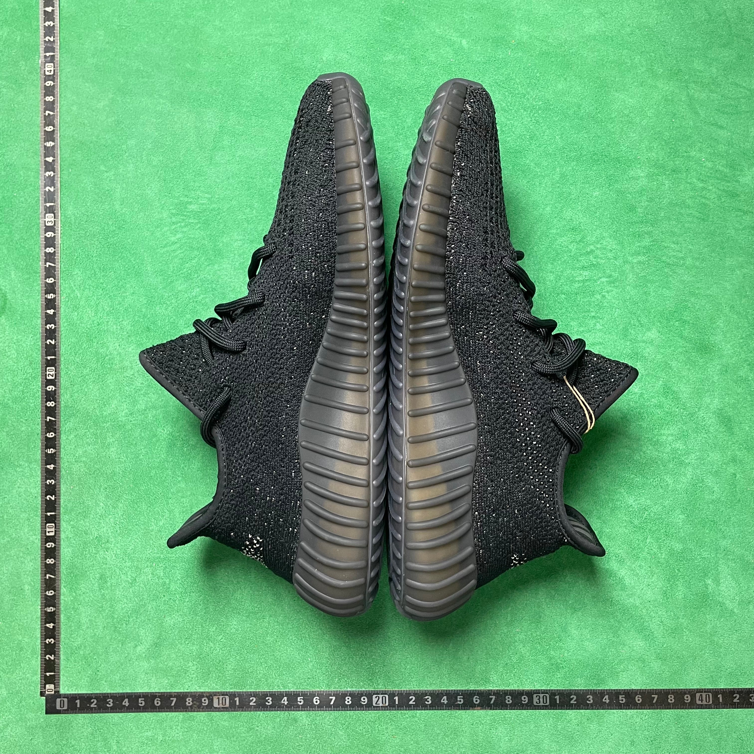 Yeezy Boost 350 VZ - Oreo