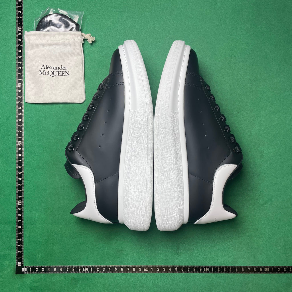 Alexander McQueen Black&White