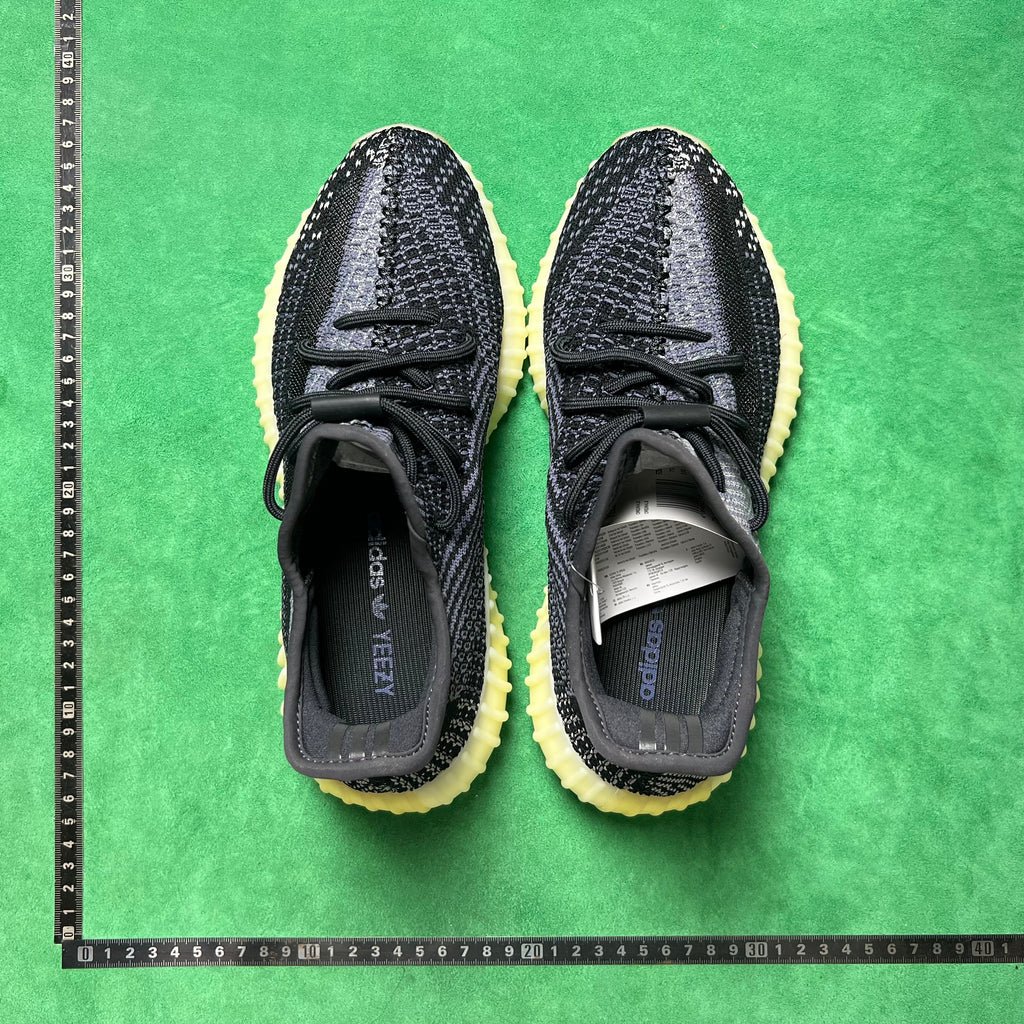 Yeezy Boost 350 V2 carbon