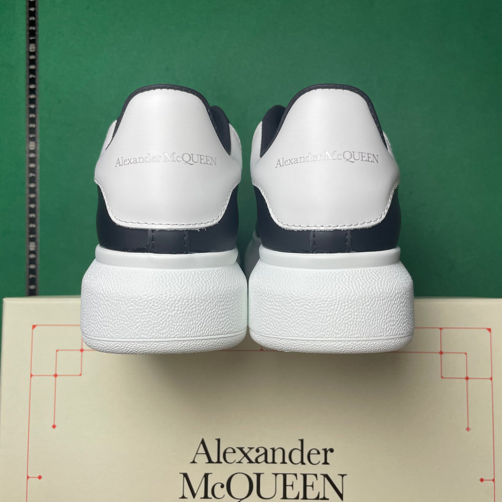 Alexander McQueen Black&White