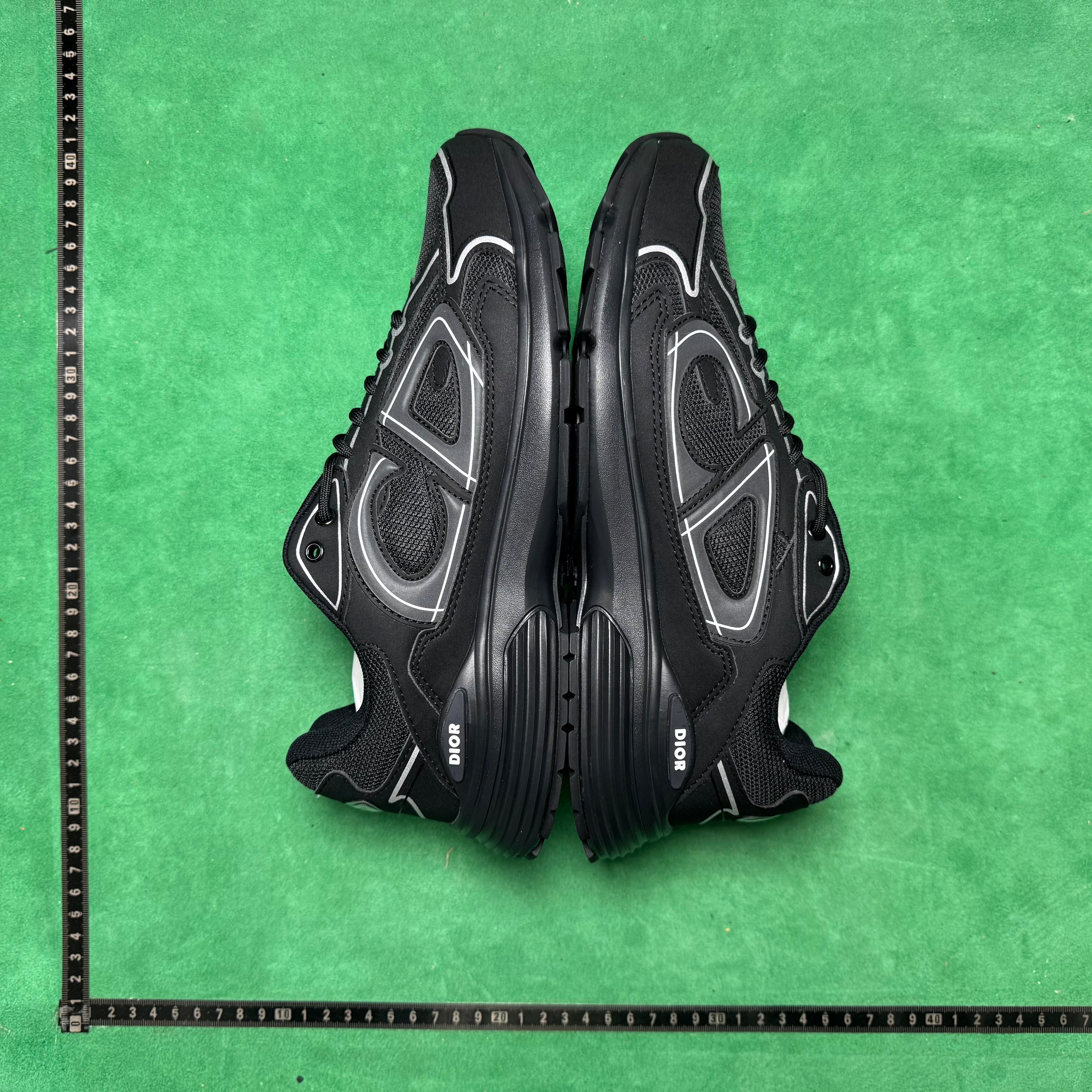Dior B30
