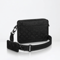 LV Dúo Messenger Bag