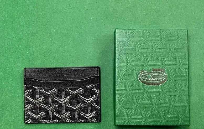 Tarjetero Goyard “Saint Sulpice”